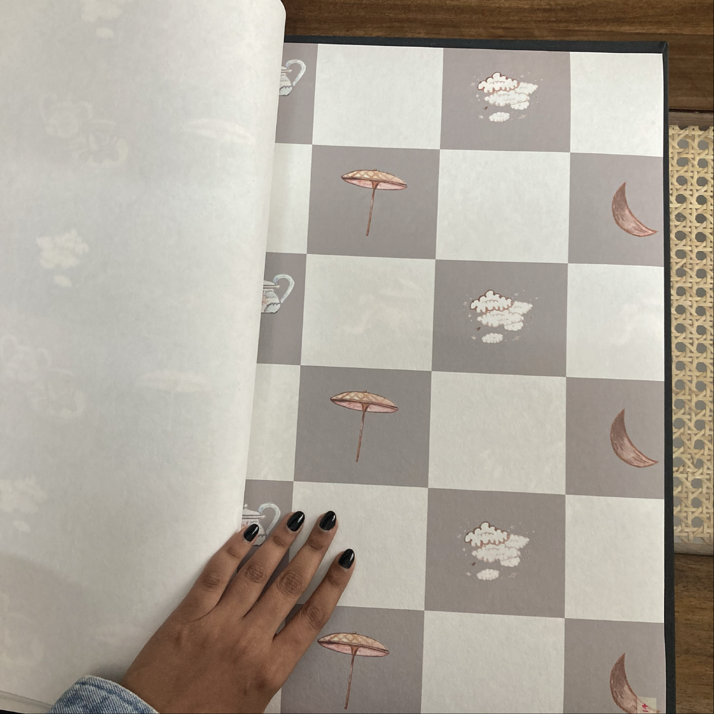 Teas with the clouds Wallpaper