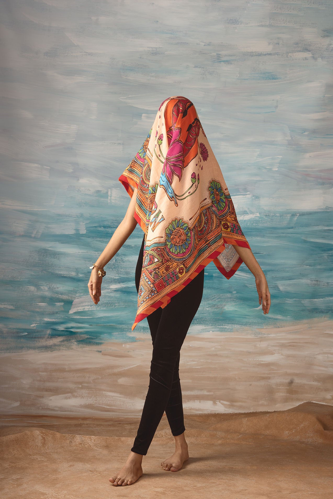 Sound-Horn 48in x 48in Scarf