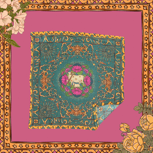 Cute Cow Petit Scarf