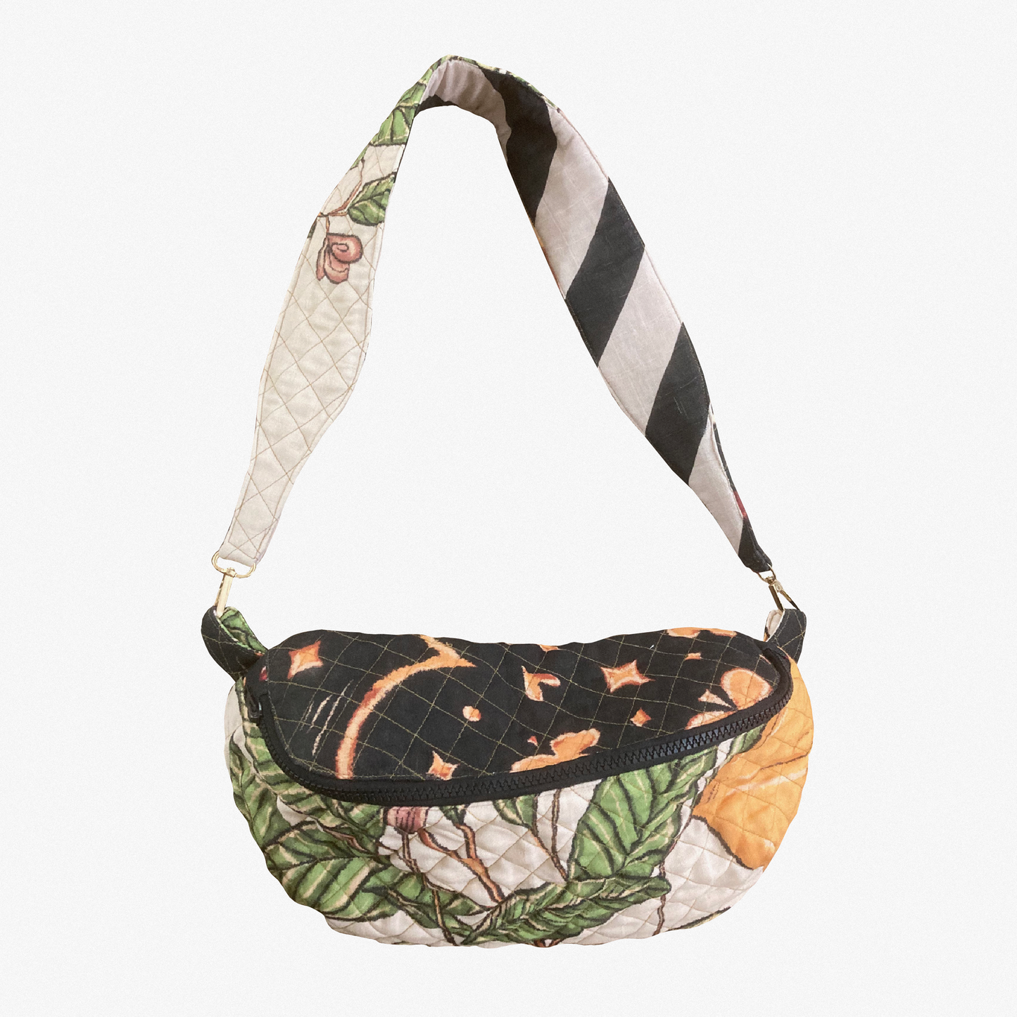 Between Sea and Sky Bag Pochette