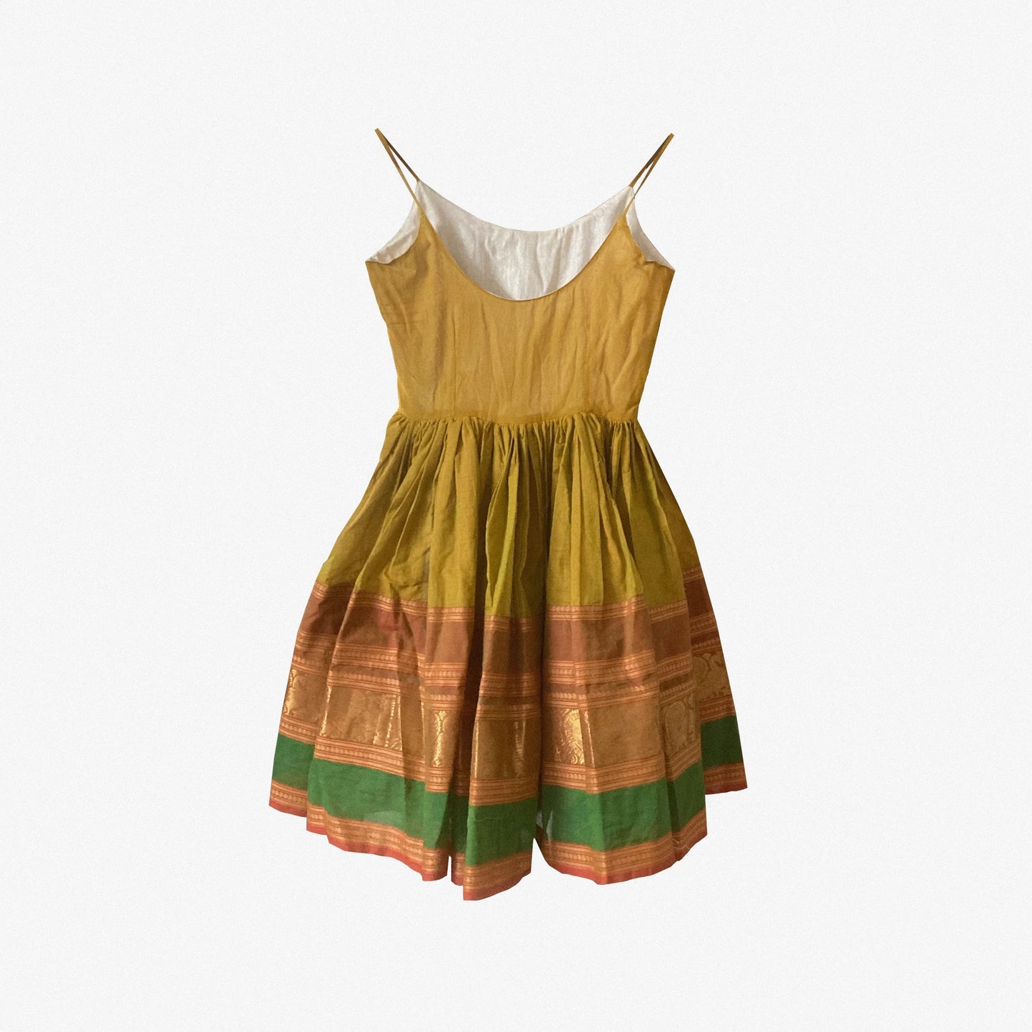 Simple yet Classy Diva Diwali Dress