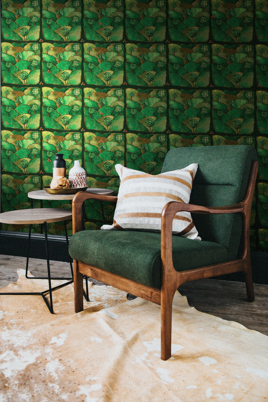 We Love a Good Green Wallpaper