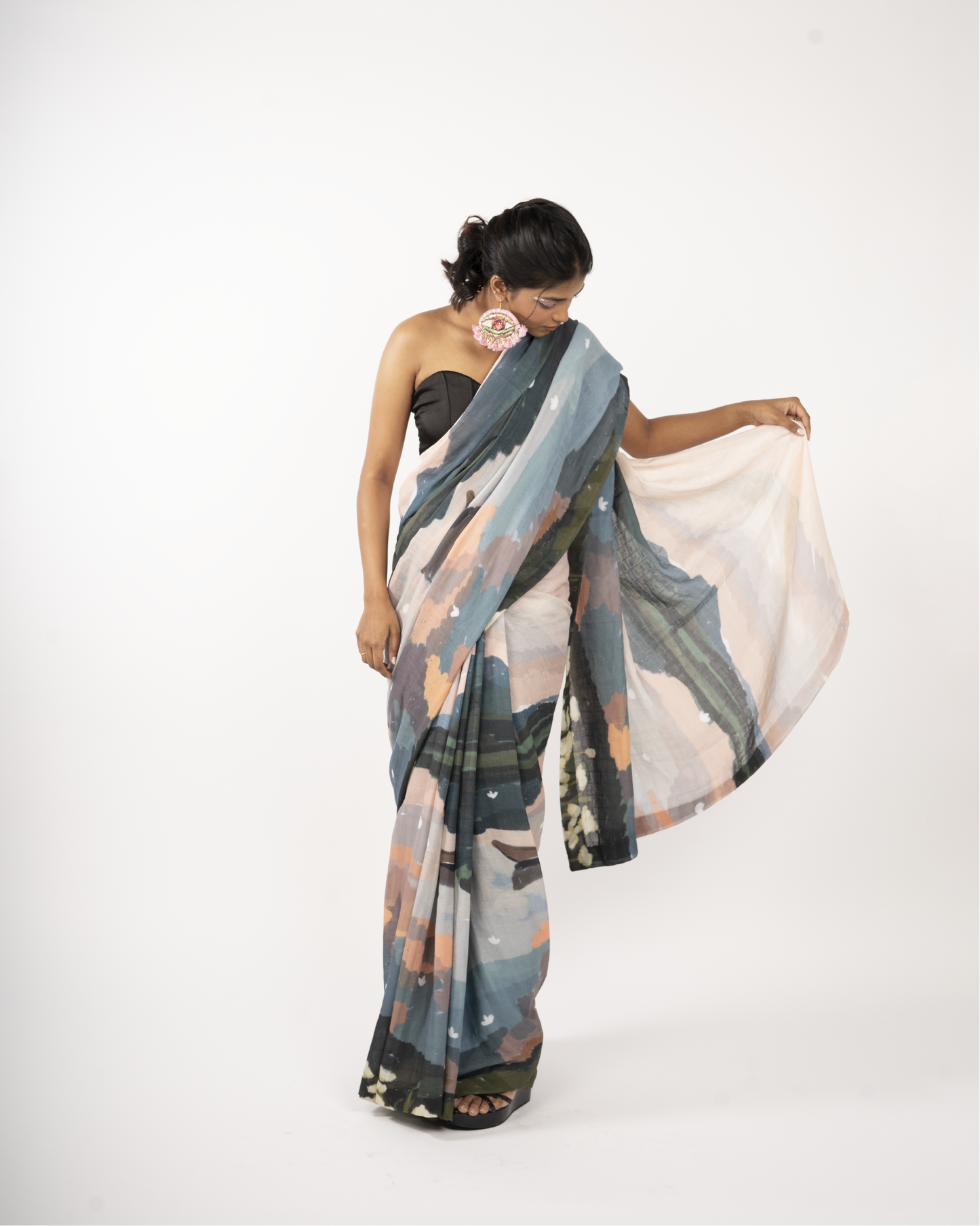 Boat Land Saree